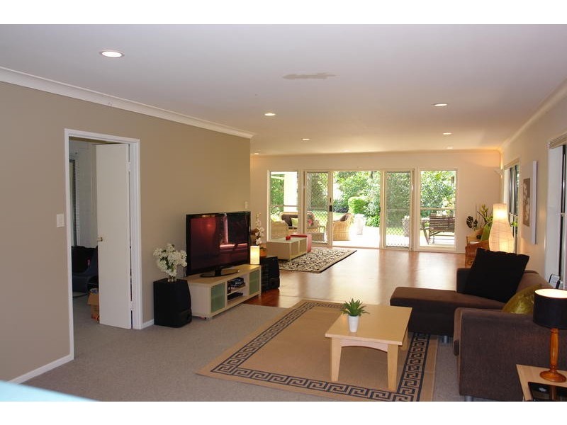 623 Hawkesbury Road, Anstead QLD 4070